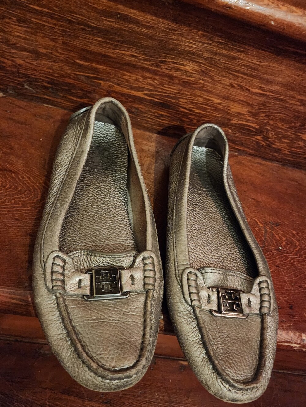 Tory Burch Kendrick Pewter Leather Driving Moc Loafers Shoes Womens Size 8